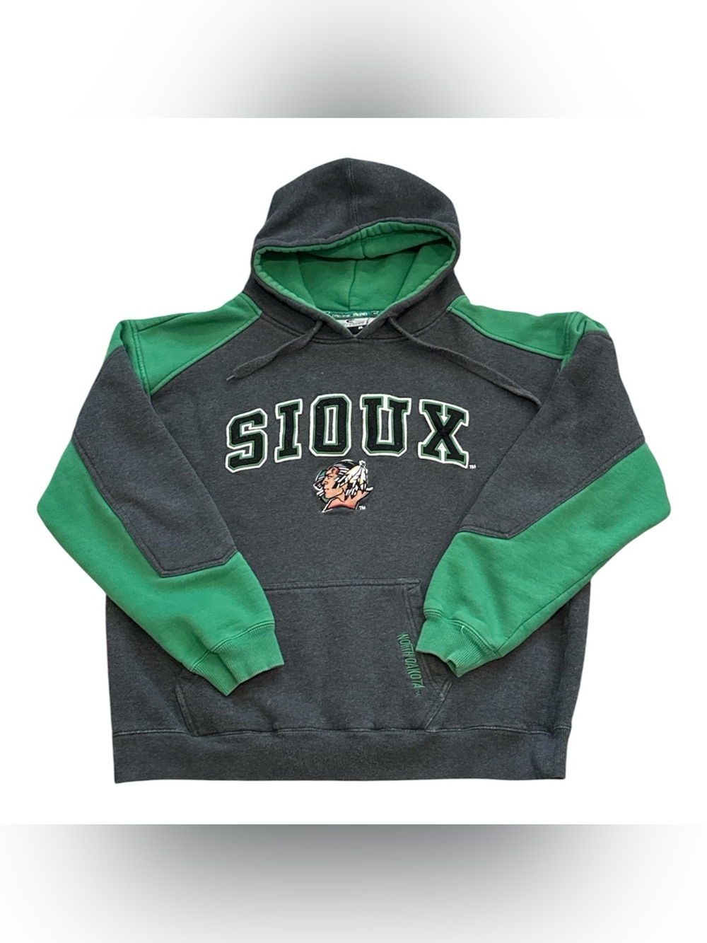 Vintage North Dakota Fighting Sioux NCAA Green Gray Colosseum Sweatshirt Mens XL